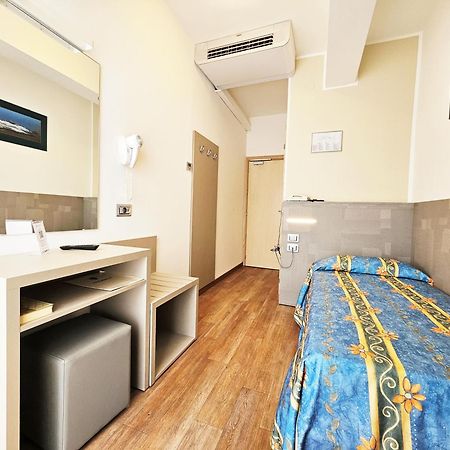 Hotel Ornella Lido di Jesolo Kültér fotó