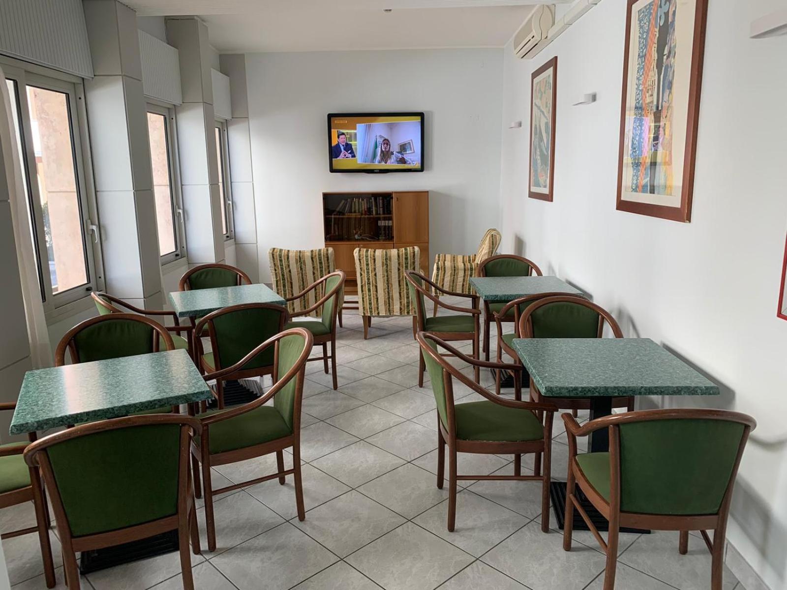 Hotel Ornella Lido di Jesolo Kültér fotó