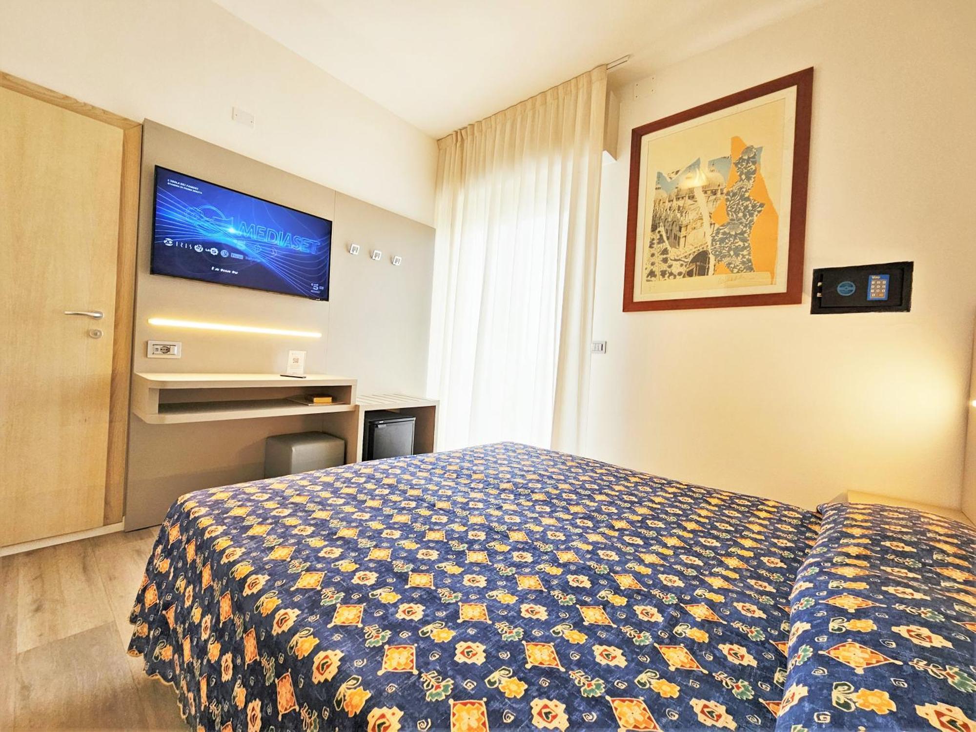 Hotel Ornella Lido di Jesolo Kültér fotó