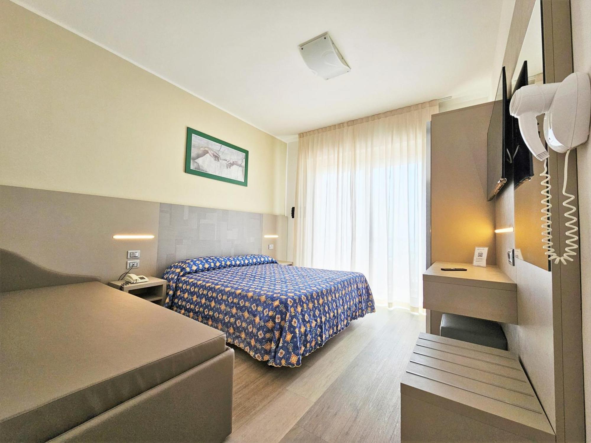 Hotel Ornella Lido di Jesolo Kültér fotó