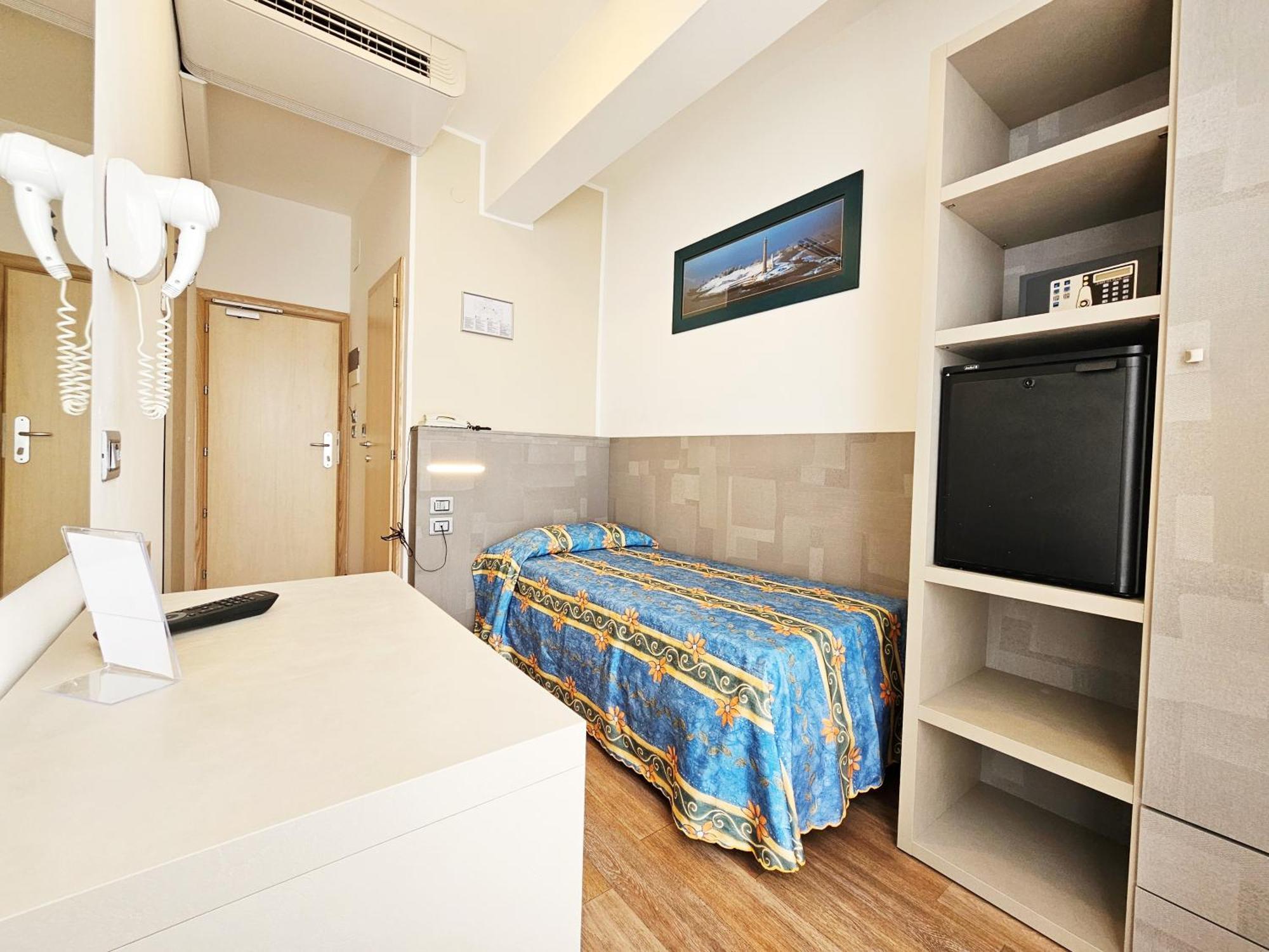 Hotel Ornella Lido di Jesolo Kültér fotó
